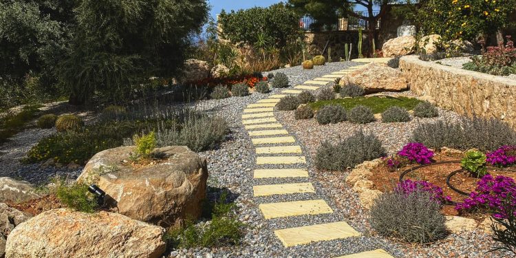 Terra Garden- By Salih Baştuğ / Kıbrıs fragmanları…